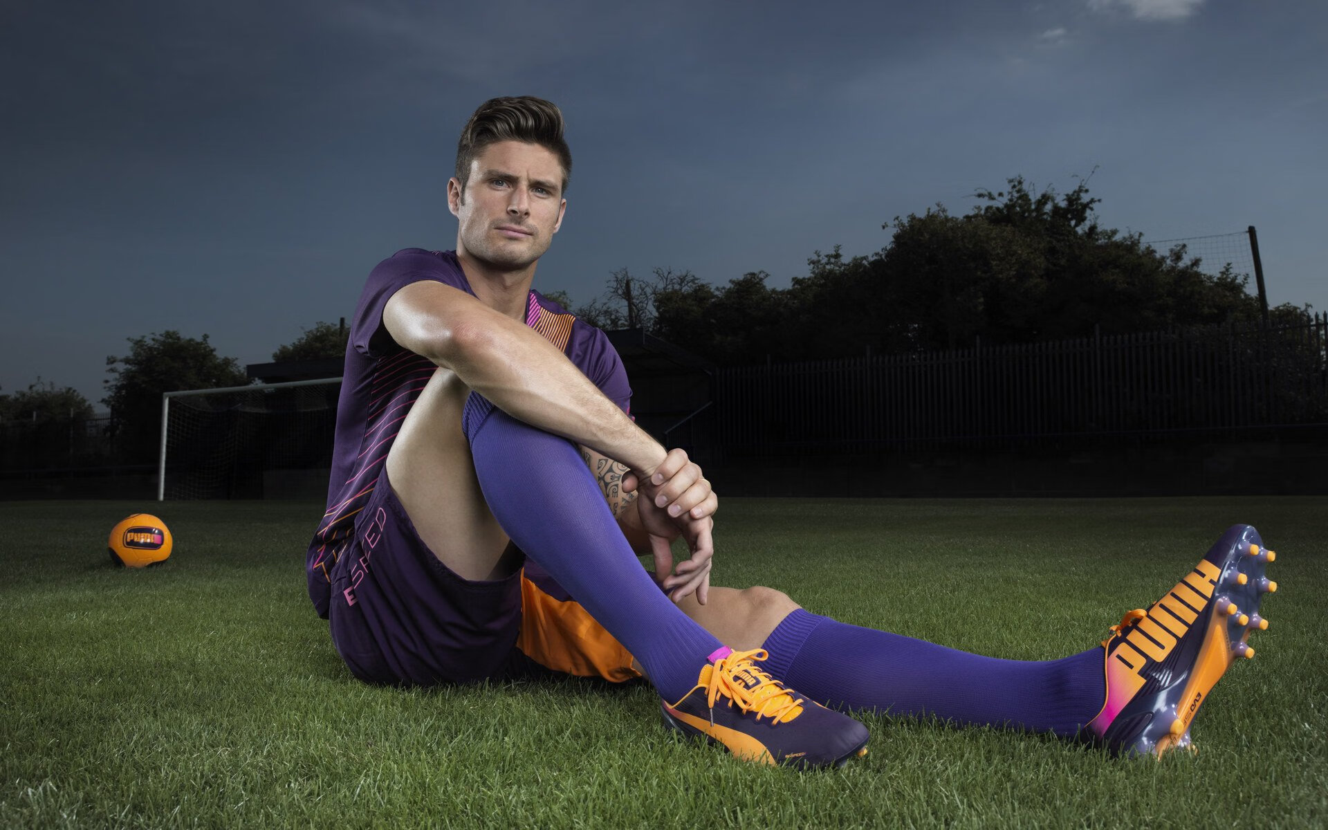 “青训明星教练团队诞生，助推青少年足球发展”，著名足球青训教练