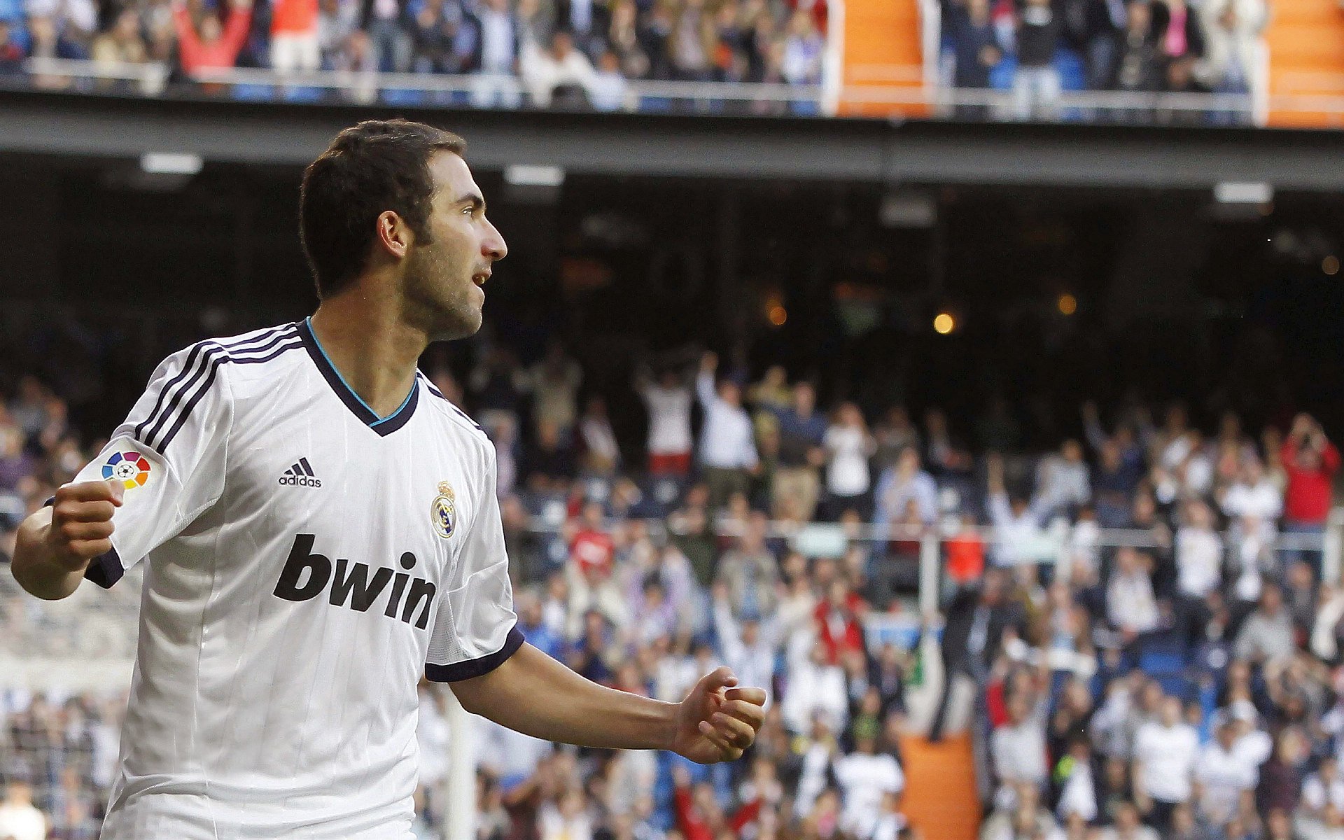 冬季两项：滑雪与射击的完美结合，滑雪和射击