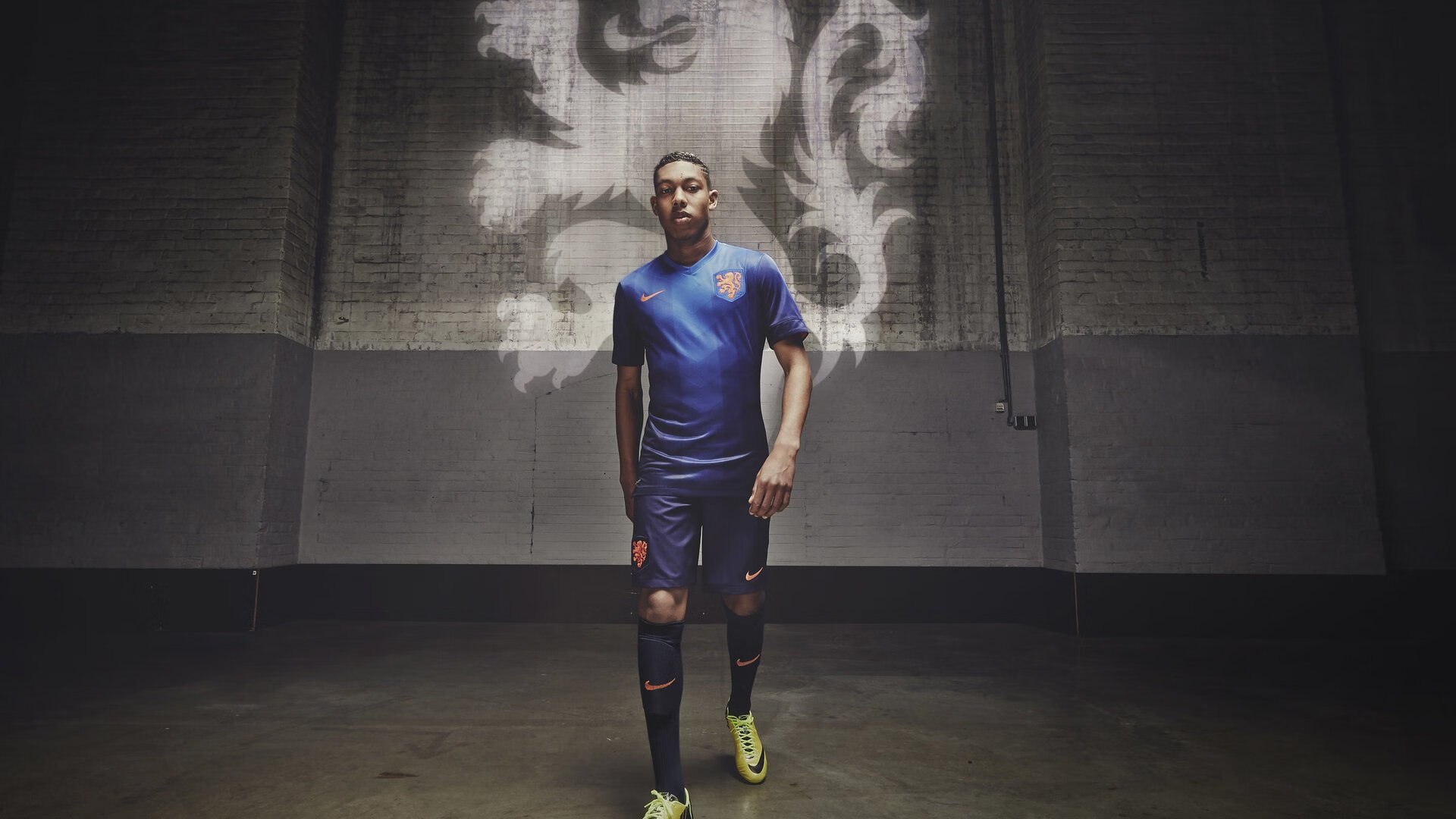 帕尔马前锋状态回暖,助球队连胜,帕尔马巅峰时期阵容