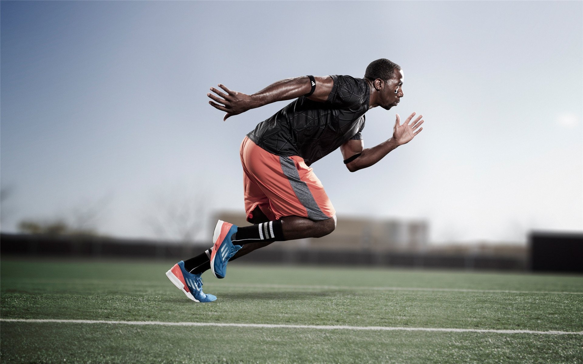 掘金加强视频分析课强化比赛细节理解